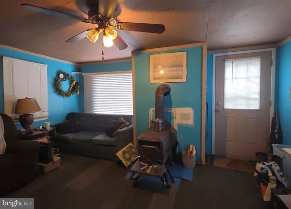 $128,900 | 305 Main Street, Newport, NJ 08345