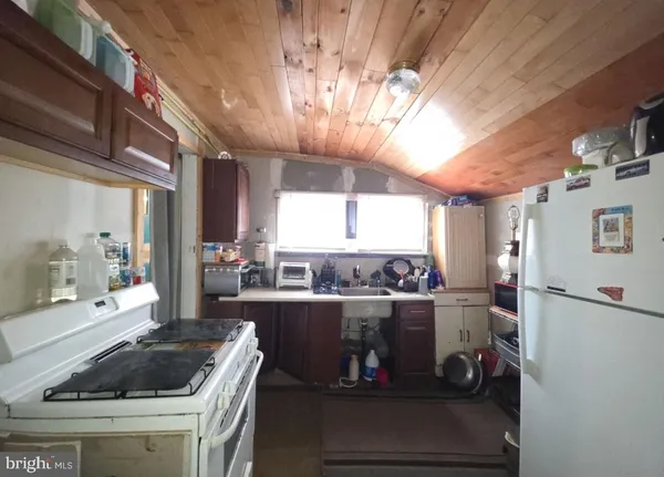 $128,900 | 305 Main Street, Newport, NJ 08345