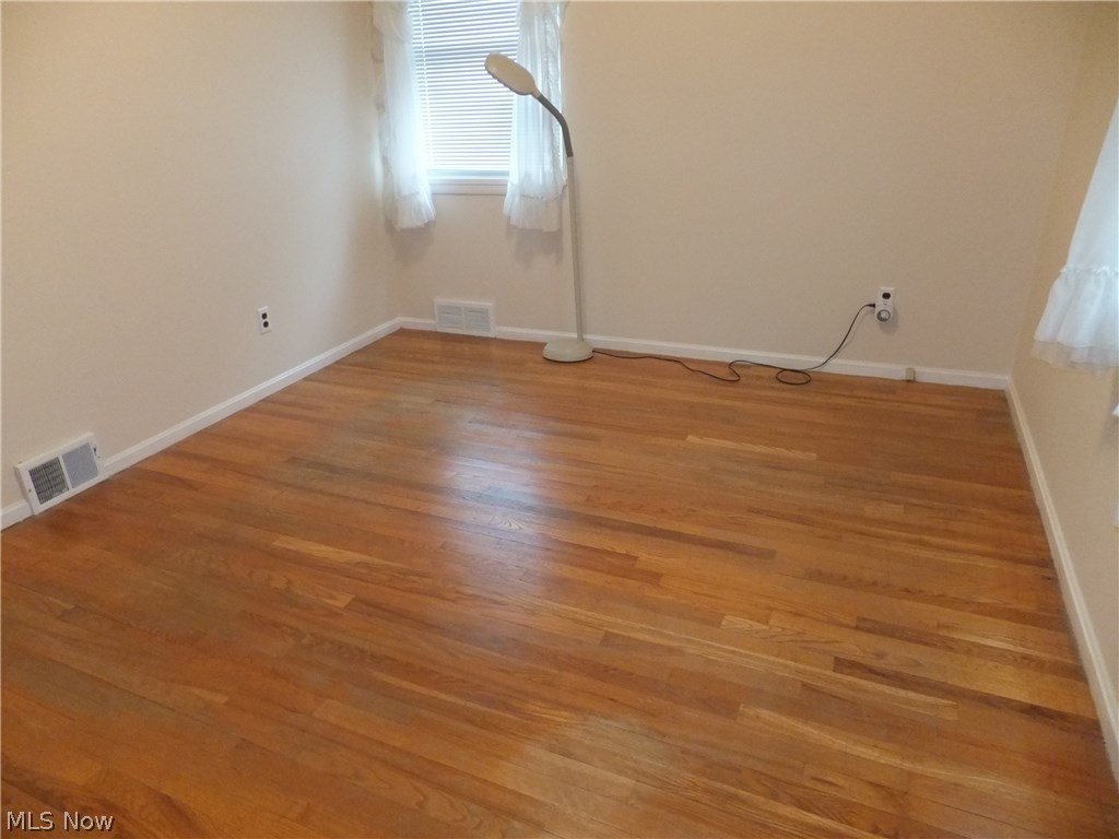 4396 Ridge Road Brooklyn, OH 44144 - Photo 7 of 17