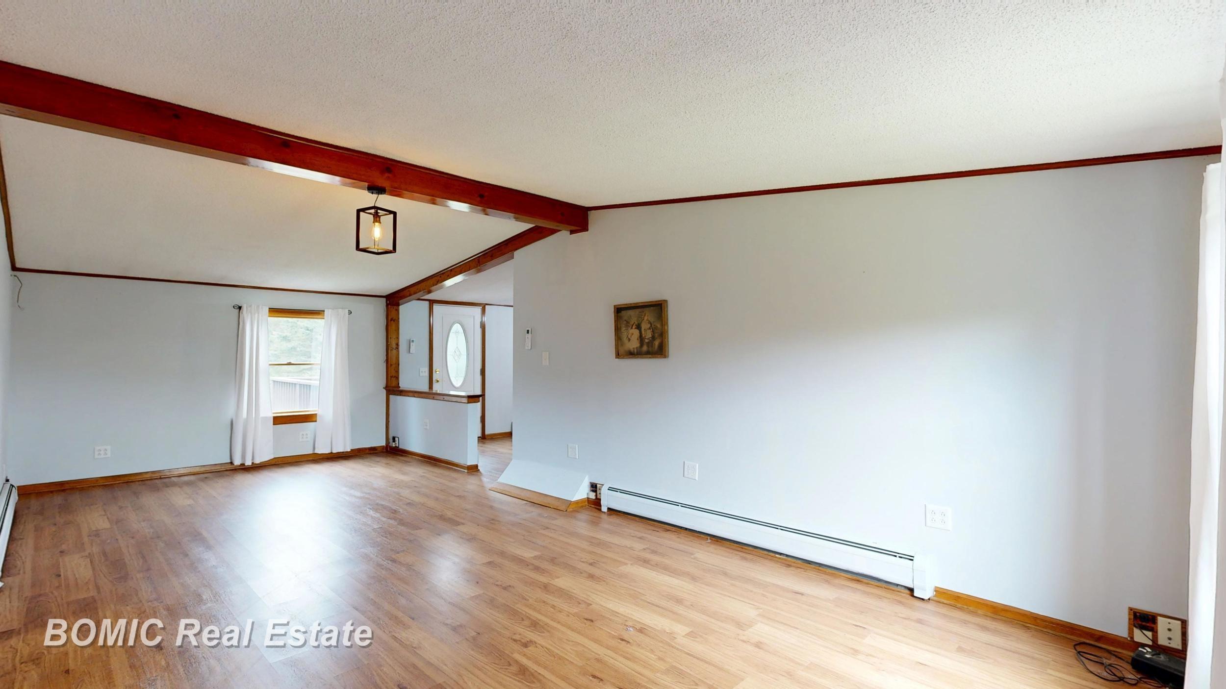 2546 South Sheridan Road Caro, MI 48723 - Photo 9 of 46