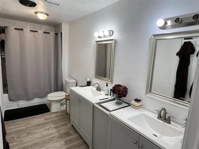 $240,000 | 1018 East Elm Street, Hillsboro, TX 76645