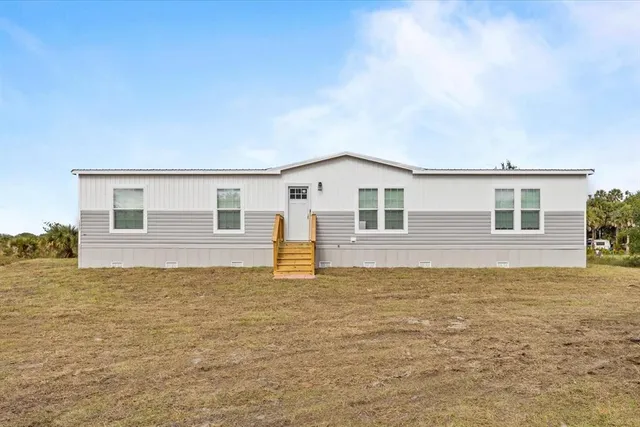 $295,000 | 15037 Northwest 284th Street, Unit P, Okeechobee, FL 34972