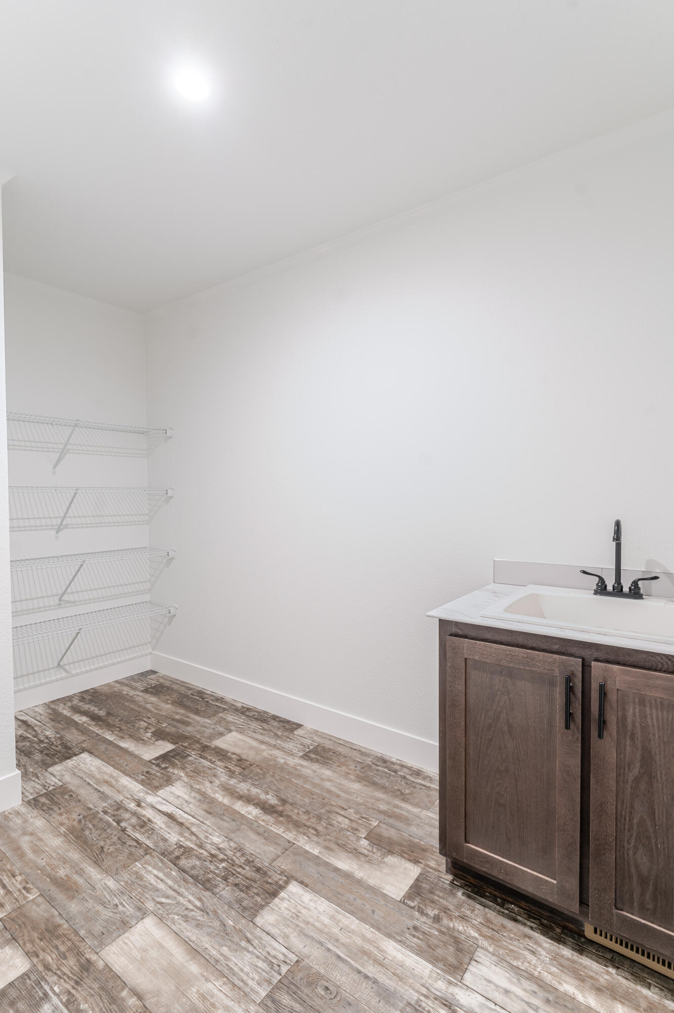 51510 Ash Road La Pine, OR 97739 - Photo 19 of 24 Laundry Sink/Large Pantry