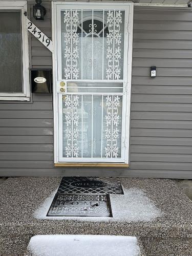 24319 Florence Street Detroit, MI 48219 - Photo 3 of 57