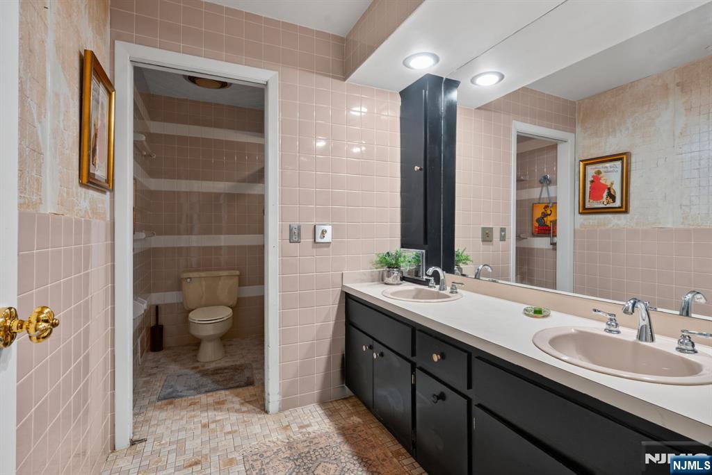 4 Tornillo Road West Orange, NJ 07052 - Photo 32 of 49 Gallery Image 32
