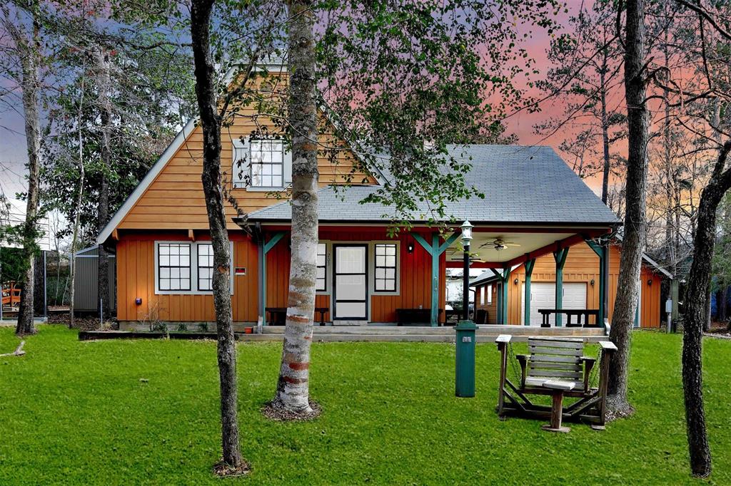 203 East Peterson Loop  