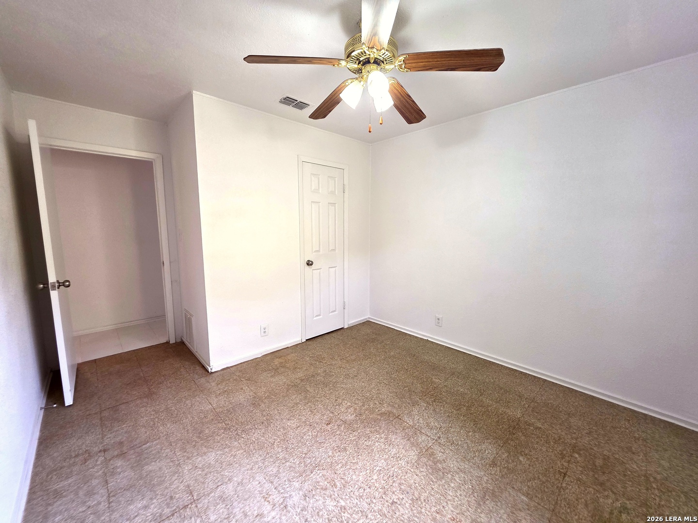 1060 Gardner Road Austin, TX 78721 - Photo 11 of 21