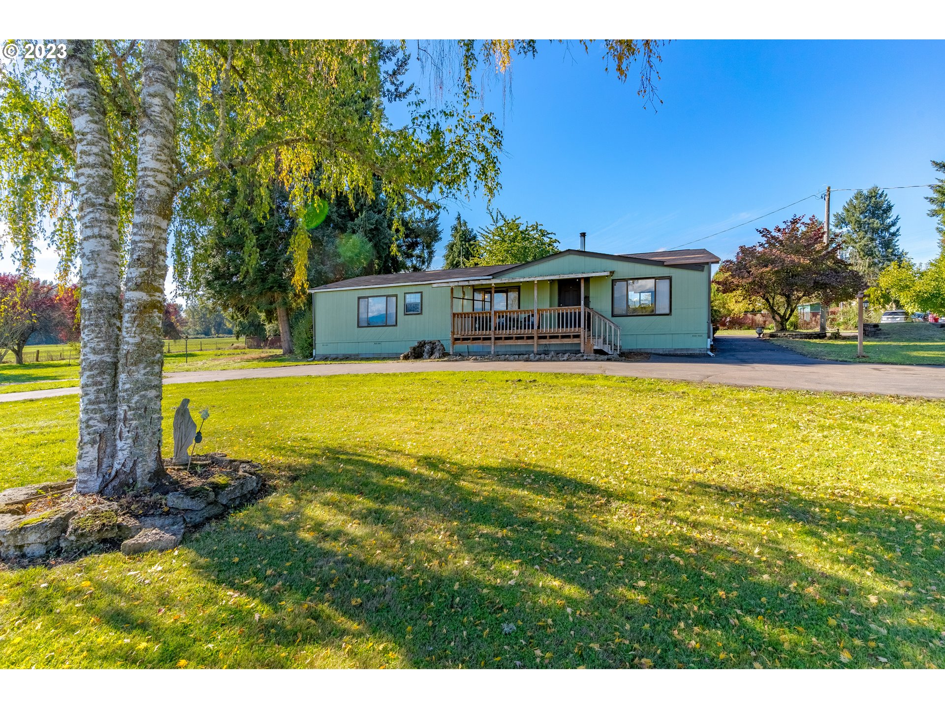 36098 Cold Springs Road Lebanon, OR 97355 - Photo 2 of 42 Gallery Image 2