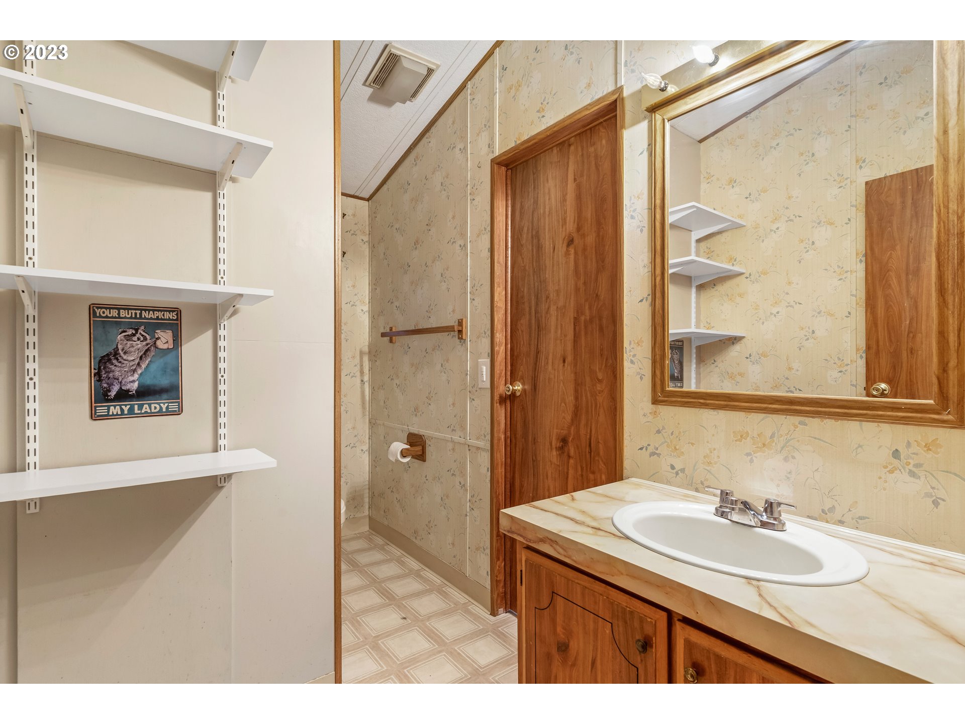 36098 Cold Springs Road Lebanon, OR 97355 - Photo 23 of 42 Gallery Image 23