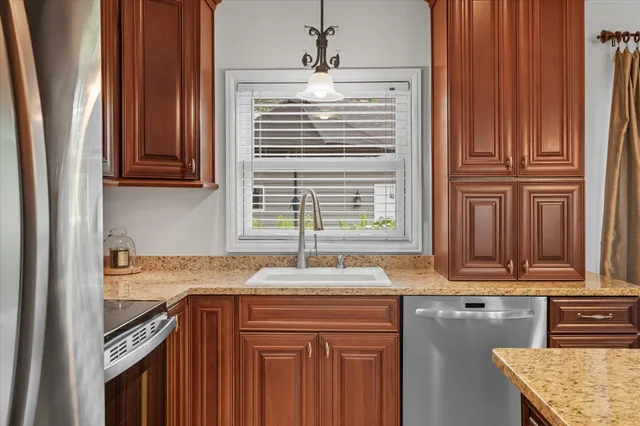 $307,500 | 805 8th Street Southwest, Pine City, MN 55063