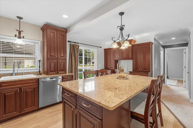 $307,500 | 805 8th Street Southwest, Pine City, MN 55063