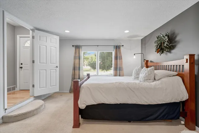 $307,500 | 805 8th Street Southwest, Pine City, MN 55063