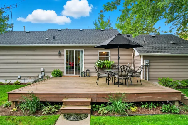 $307,500 | 805 8th Street Southwest, Pine City, MN 55063