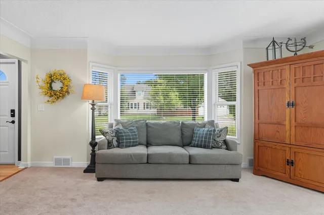 $307,500 | 805 8th Street Southwest, Pine City, MN 55063