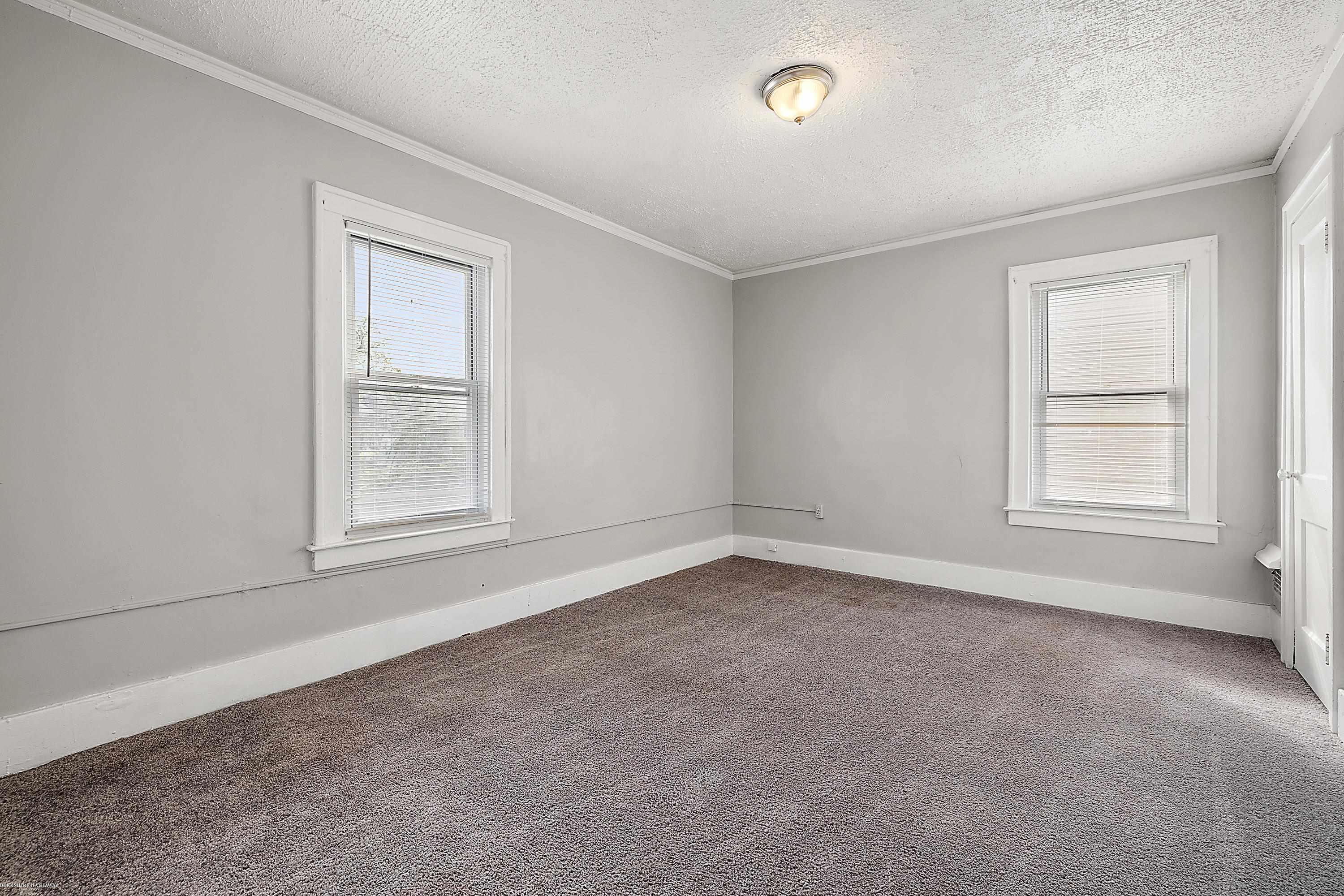 3484 Devonshire Road Detroit, MI 48224 - Photo 21 of 24 50122923-20.JPG