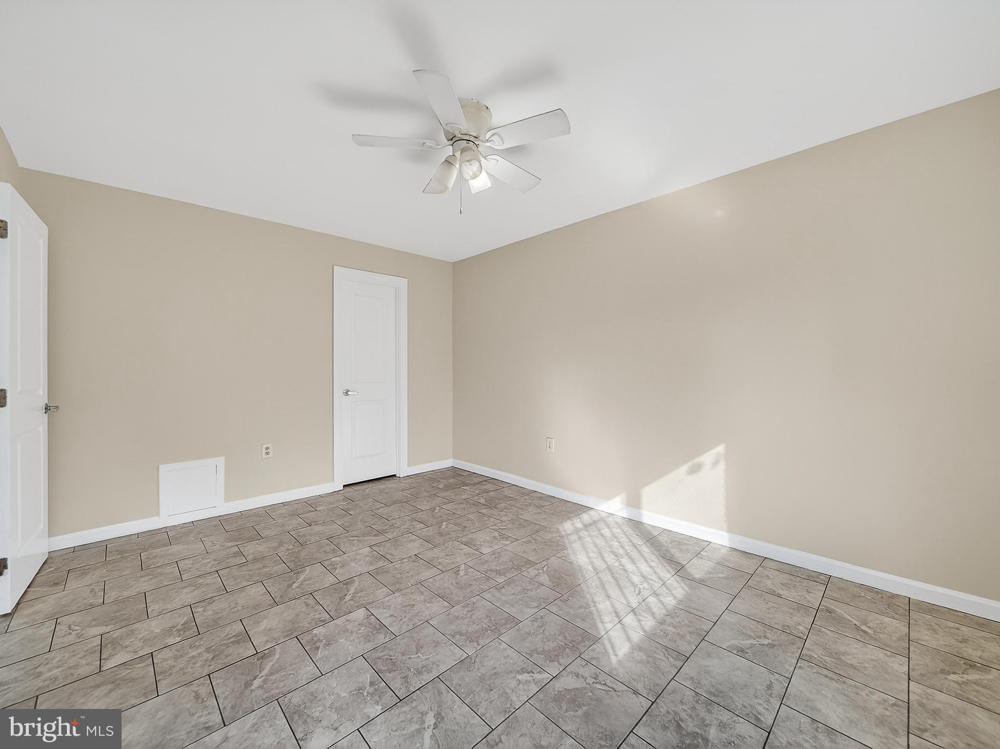 3111 Naylor Road Southeast, Unit 104 Washington, DC 20020 - Photo 5 of 25