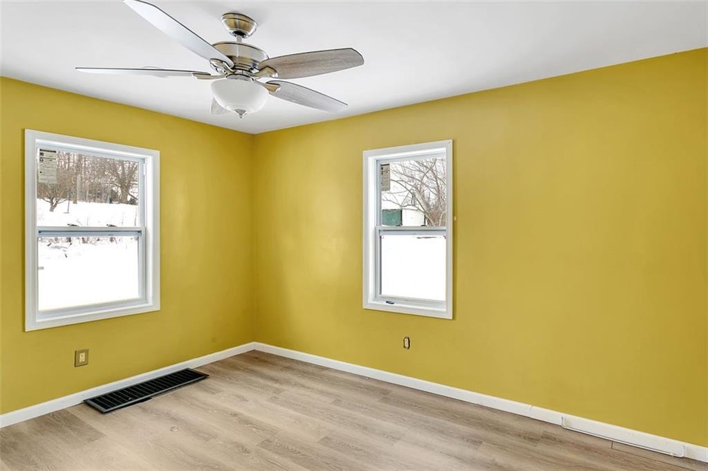 742 Jackson Road Apollo, PA 15613 - Photo 14 of 20 a view of a window in a room