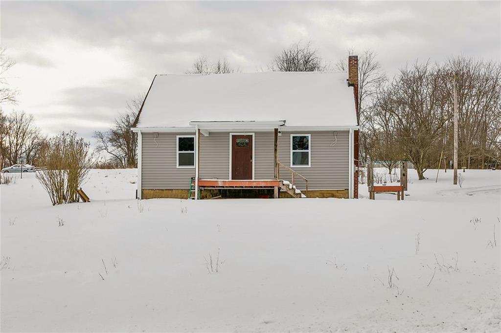 742 Jackson Road Apollo, PA 15613 - Photo 2 of 20 a house with a outdoor space