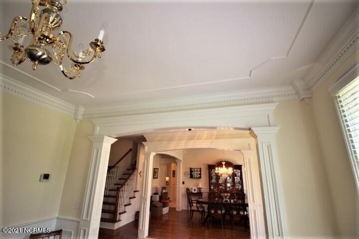 25 Gables Road New Bern, NC 28562 - Photo 17 of 52 formal living