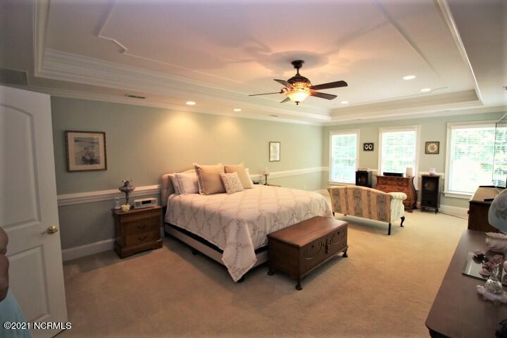 25 Gables Road New Bern, NC 28562 - Photo 32 of 52 huge master suite