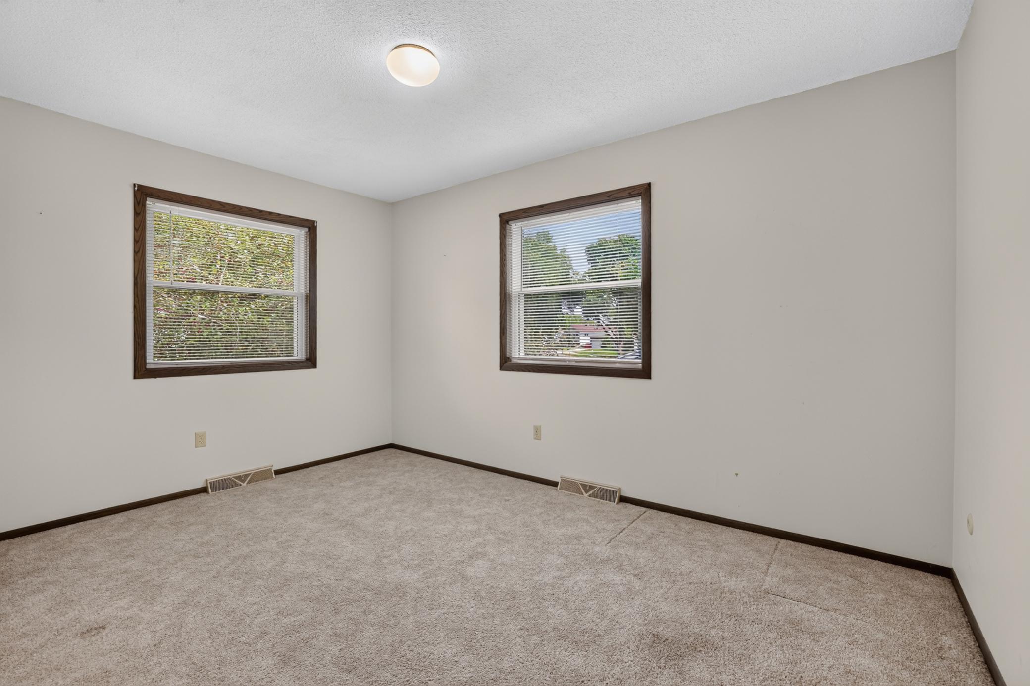 2332 4th Avenue Northwest Rochester, MN 55901 - Photo 43 of 56 Gallery Image 43