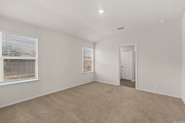 $1,800 | 1243 Yellow Warbler Run, San Antonio, TX 78253