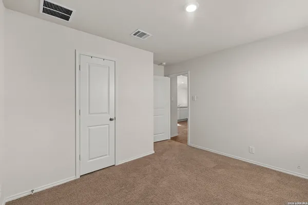 $1,800 | 1243 Yellow Warbler Run, San Antonio, TX 78253