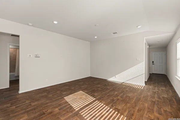 $1,800 | 1243 Yellow Warbler Run, San Antonio, TX 78253