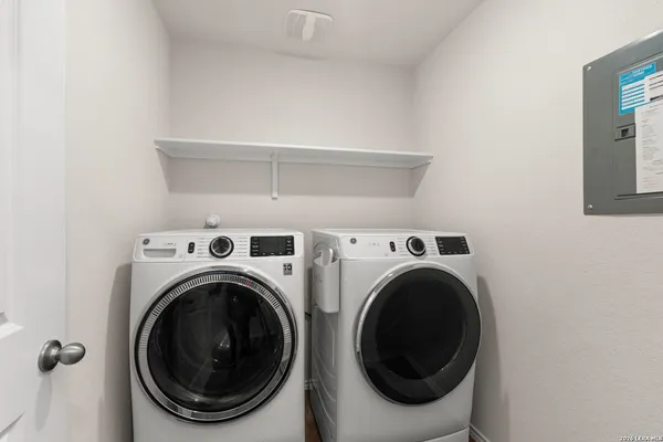 $1,800 | 1243 Yellow Warbler Run, San Antonio, TX 78253