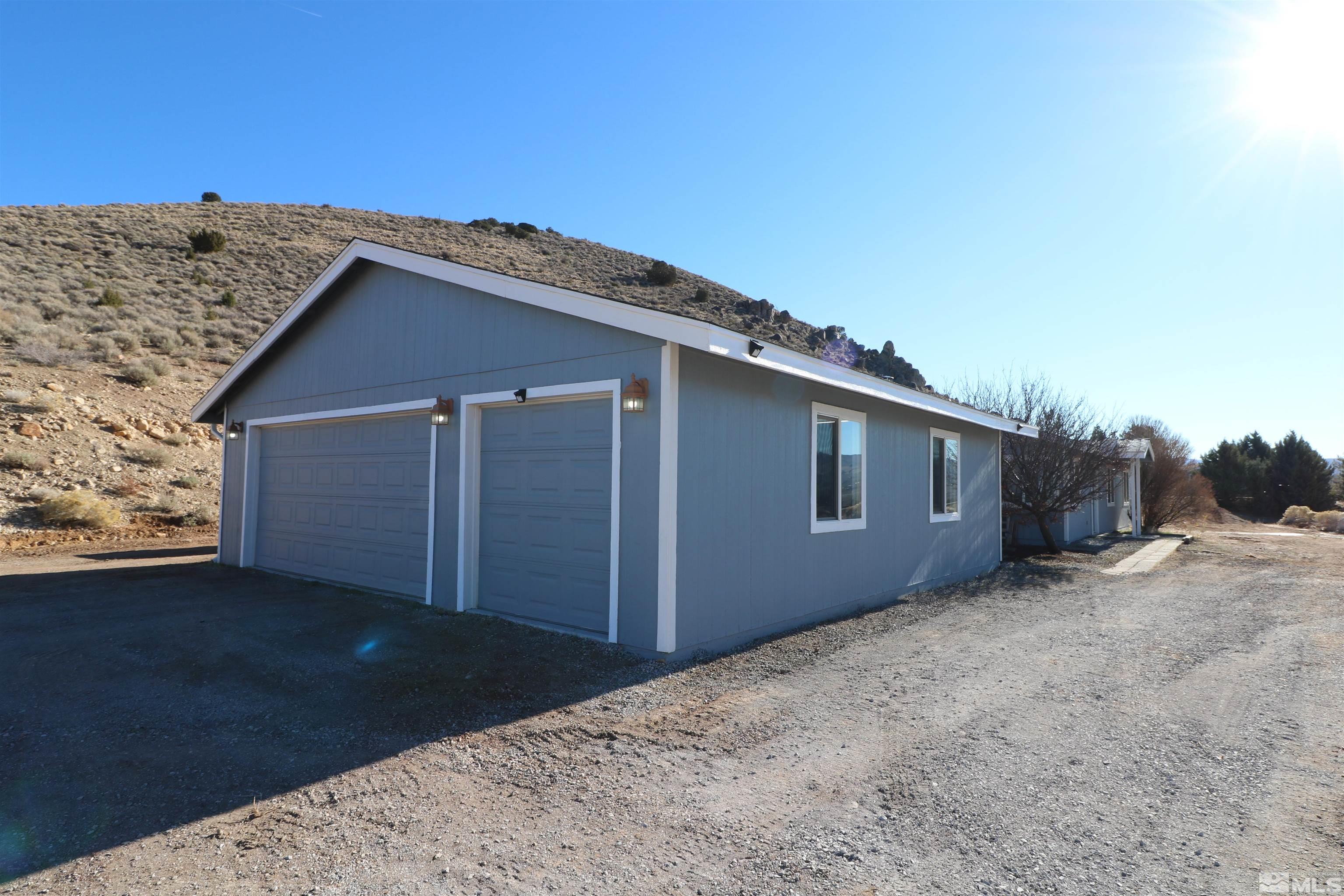 16200 Fetlock Drive Reno, NV 89508 - Photo 4 of 33 Photo 4
