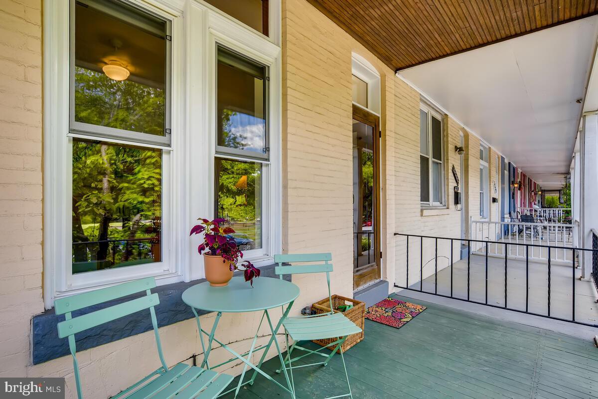 3204 Keswick Road Baltimore, MD 21211 - Photo 23 of 29 Front porch