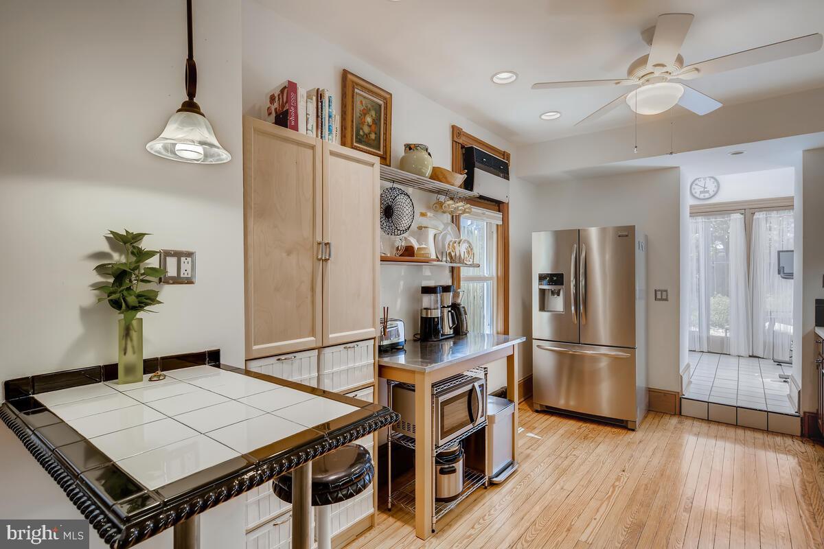 3204 Keswick Road Baltimore, MD 21211 - Photo 5 of 29 Dine in kitchen