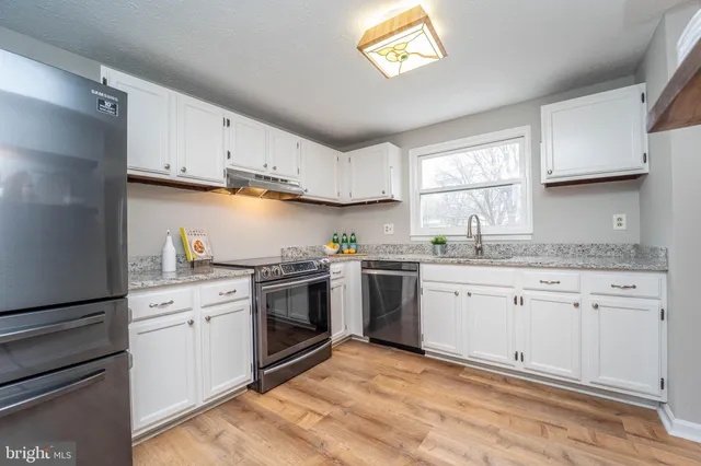 $449,900 | 6922 Pinecrest Road, Catonsville, MD 21228