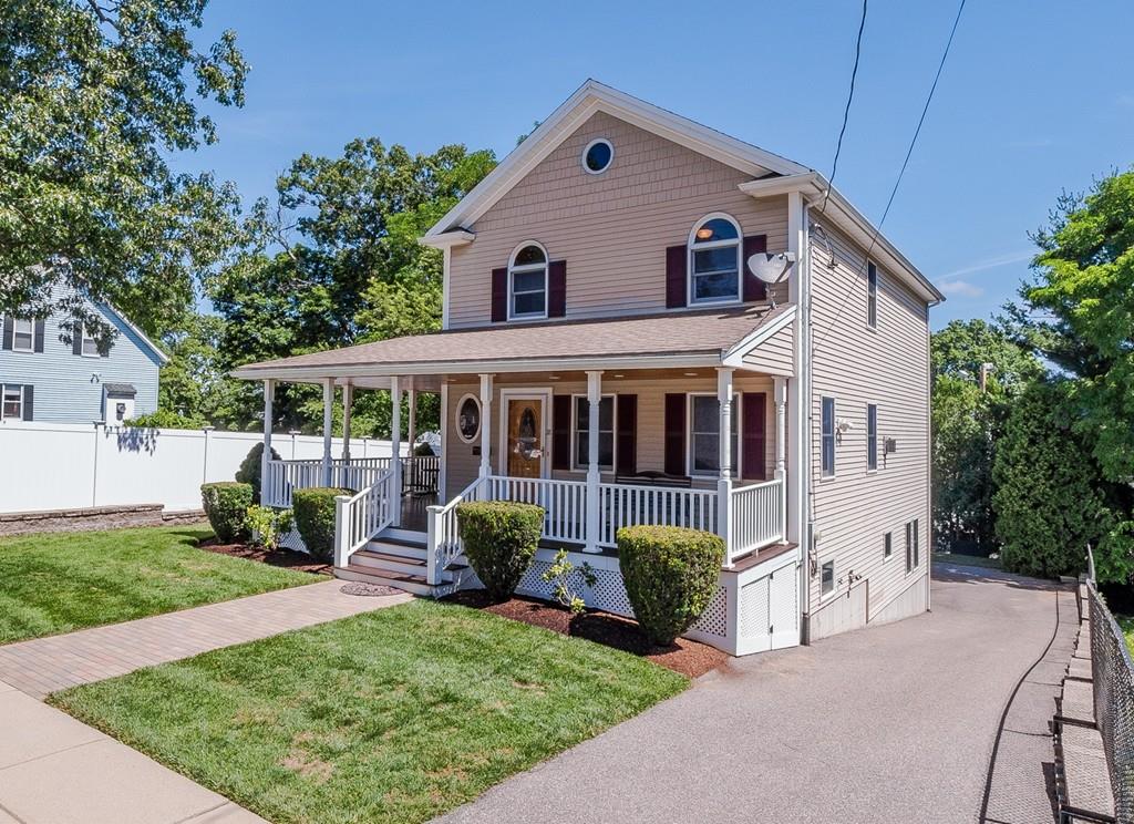 18 Ledge Hill Road Boston, MA 02132 - Photo 5 of 34
