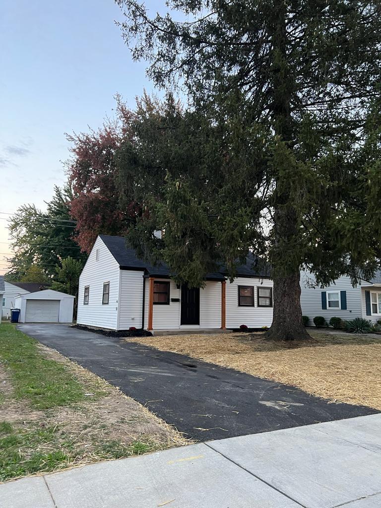 1106 South James Road Columbus, OH 43227 - Photo 4 of 18 D7CAEB47-26F7-4E7B-BD0E-F240A3D95748
