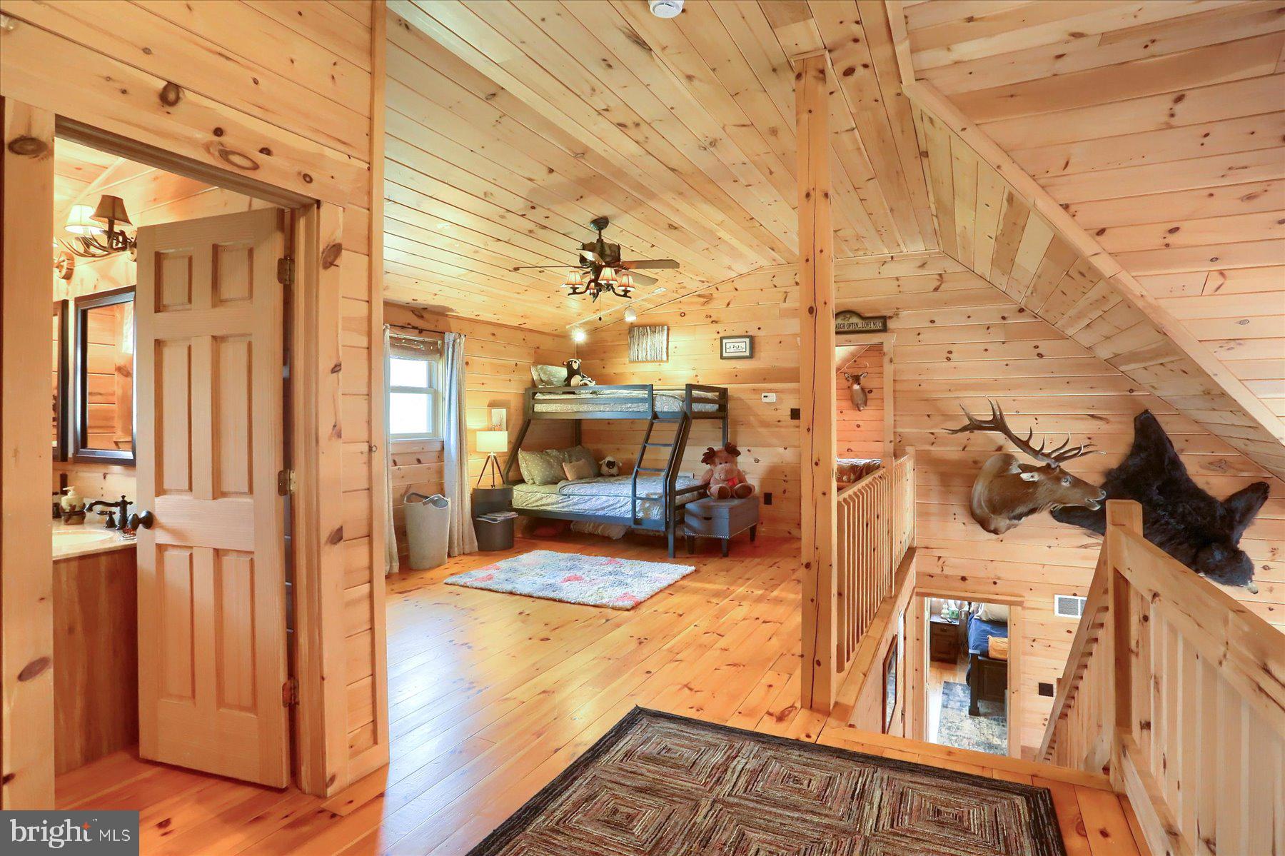 1560 Rhine Hollow Road East Waterford, PA 17021 - Photo 27 of 113 2nd Floor Loft Area View 2