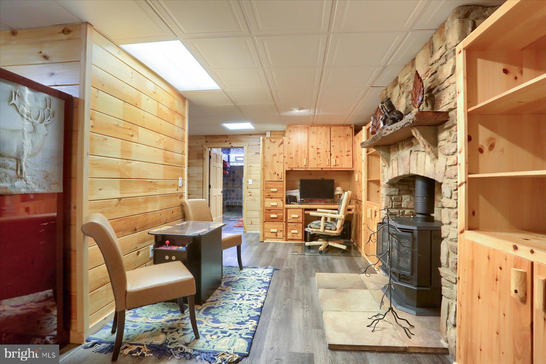 1560 Rhine Hollow Road East Waterford, PA 17021 - Photo 43 of 113 LL Office Area View 2