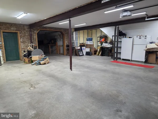 $1,399,500 | 1560 Rhine Hollow Road, East Waterford, PA 17021