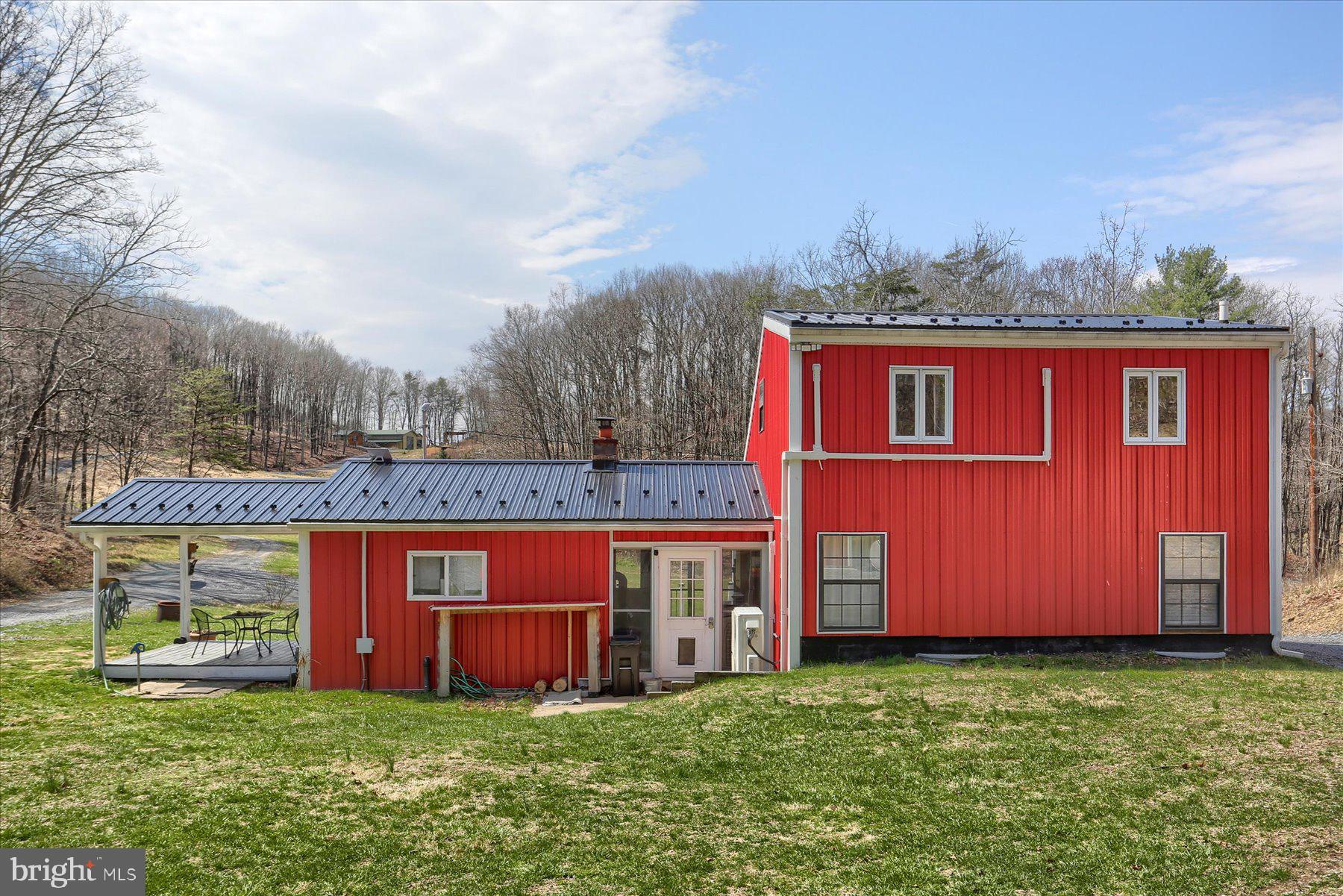 1560 Rhine Hollow Road East Waterford, PA 17021 - Photo 76 of 113 a view of a house with garden