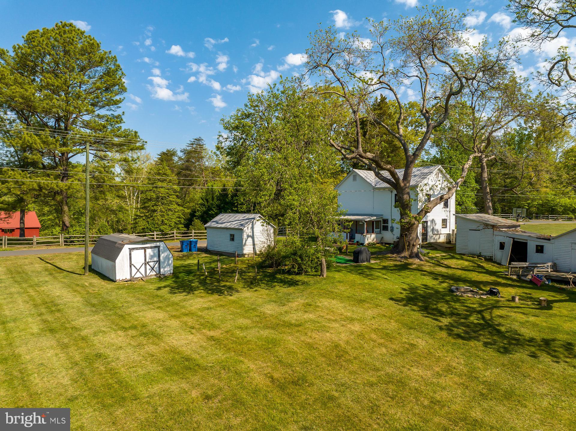 8213 Wolf Run Shoals Road Clifton, VA 20124 - Photo 15 of 25