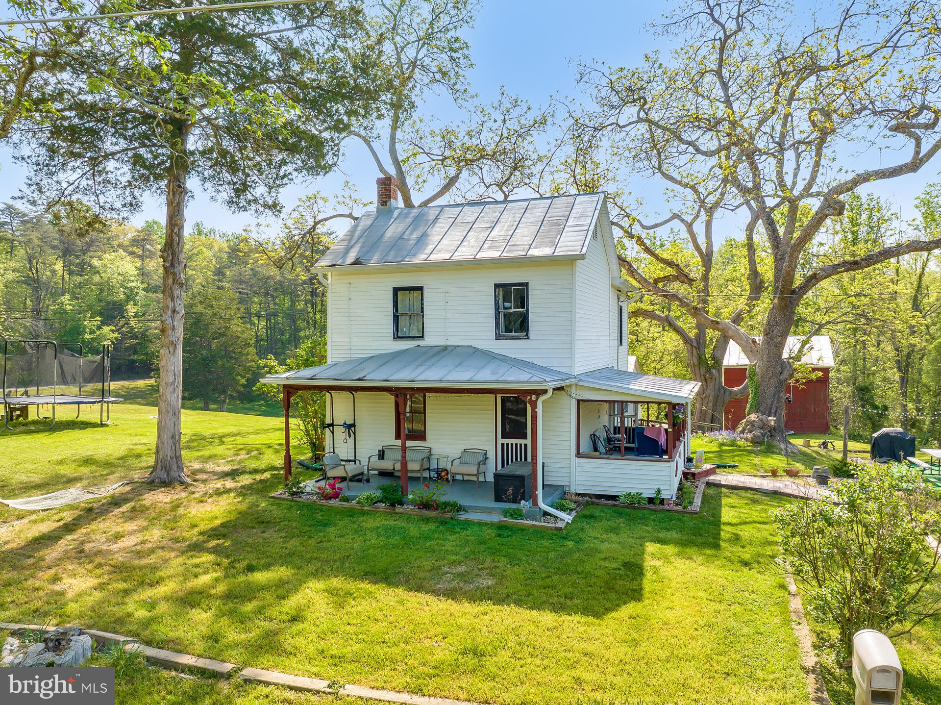 8213 Wolf Run Shoals Road Clifton, VA 20124 - Photo 10 of 25