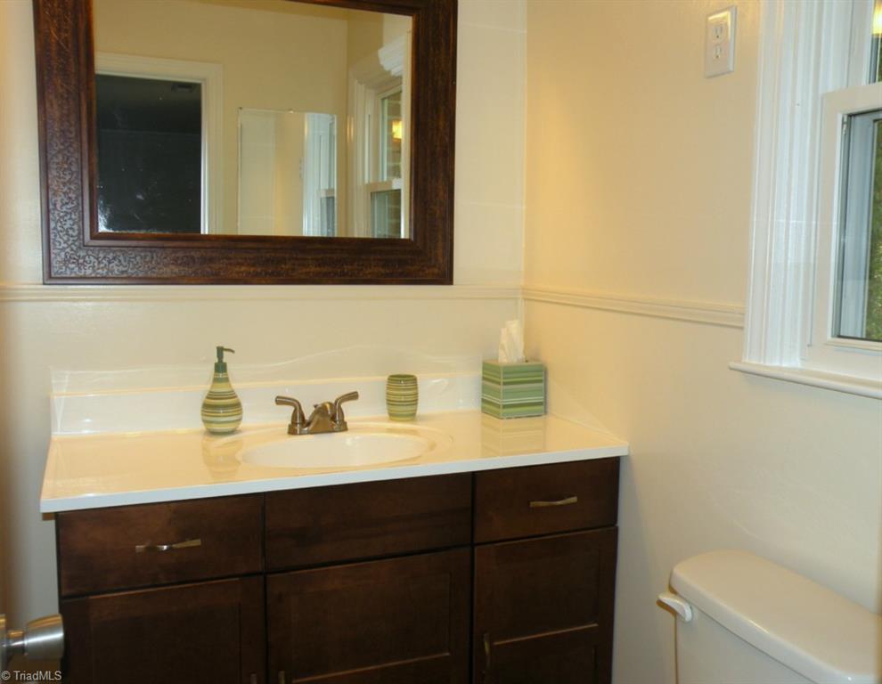 5685 Sweetbriar Road Pfafftown, NC 27040 - Photo 13 of 24 Gallery Image 13