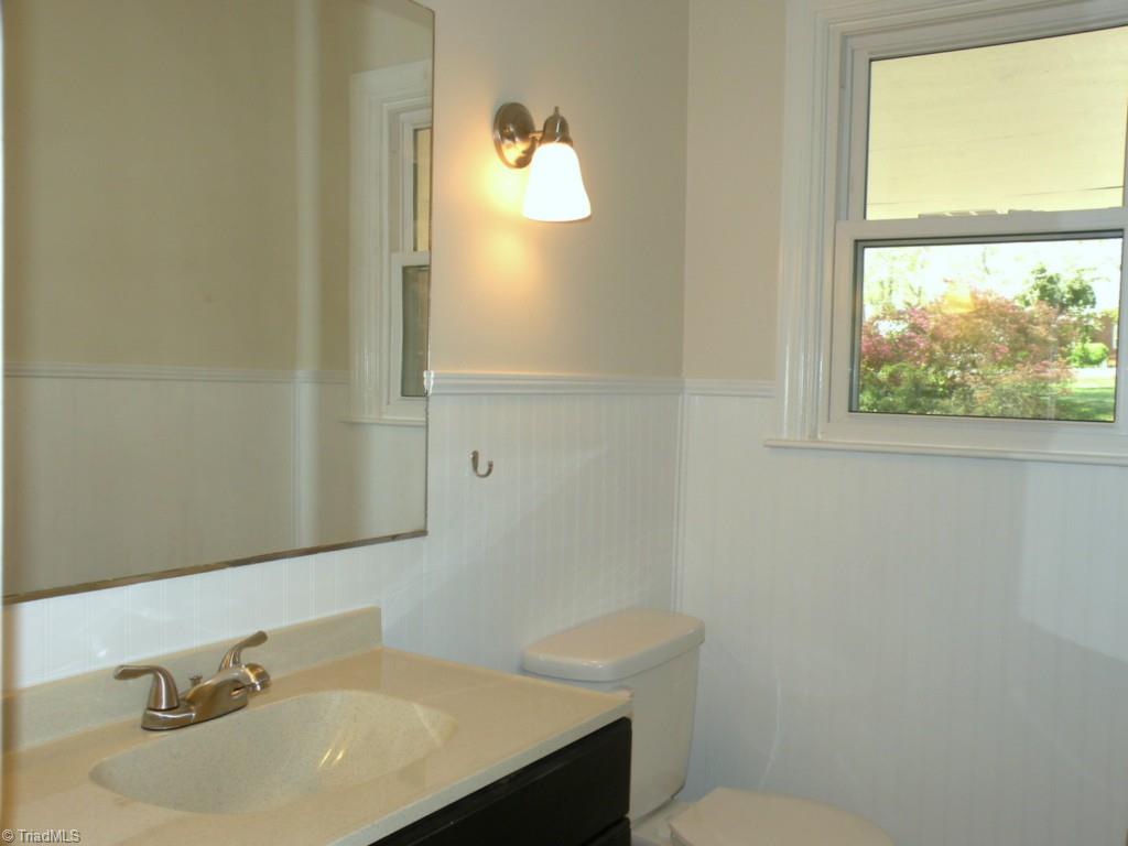 5685 Sweetbriar Road Pfafftown, NC 27040 - Photo 18 of 24 Gallery Image 18