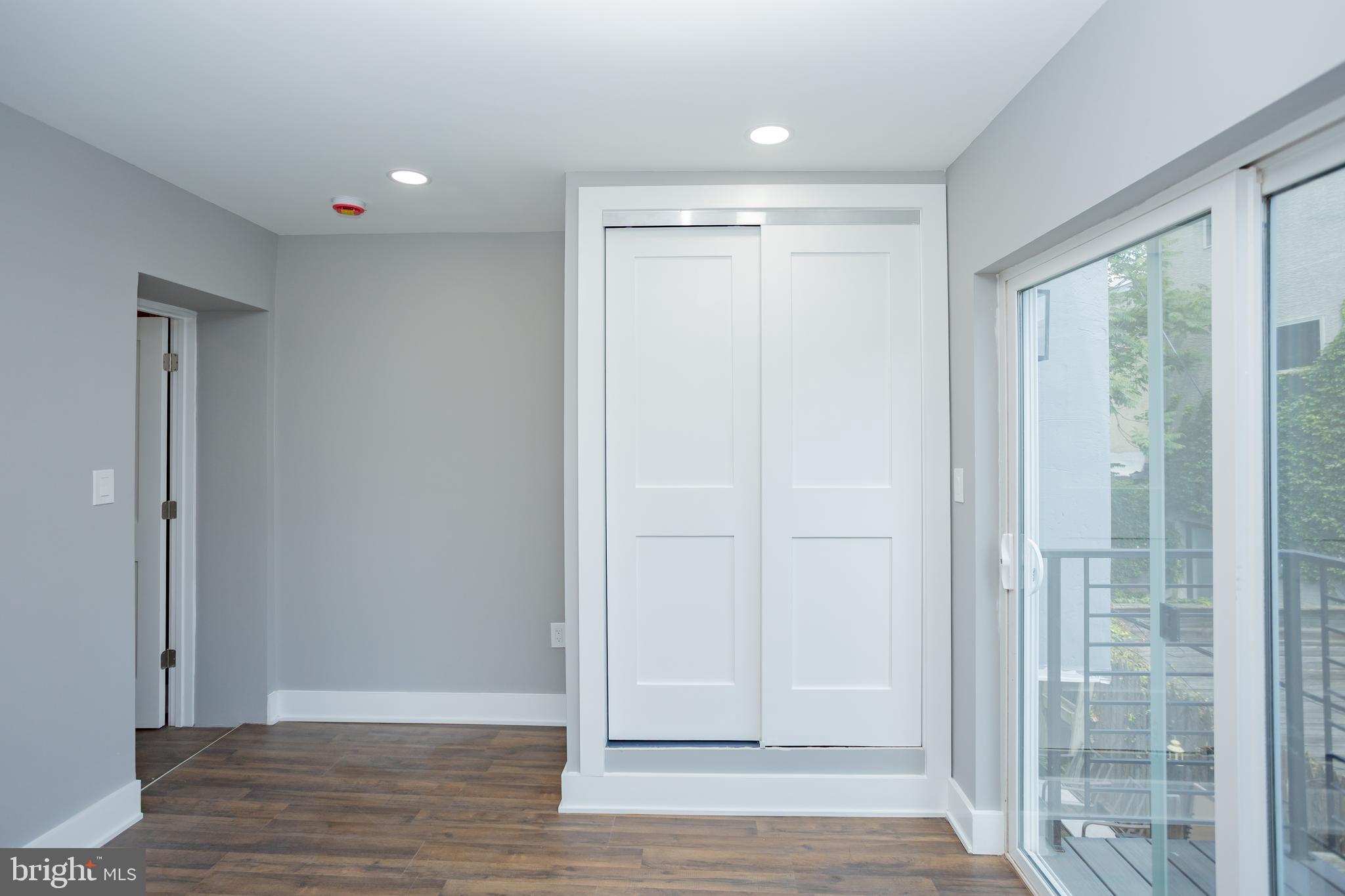 429 Tasker Street Philadelphia, PA 19148 - Photo 42 of 44 Bedroom
