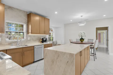 $2,995,000 | 20920 5th Avenue West, Cudjoe, FL 33042