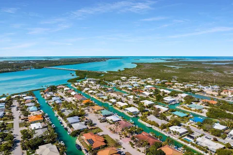 $2,995,000 | 20920 5th Avenue West, Cudjoe, FL 33042