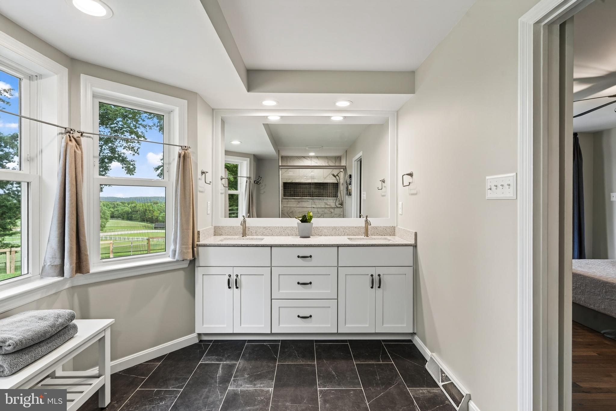 435 Kirks Mill Road Nottingham, PA 19362 - Photo 37 of 77 Large En suite bathroom