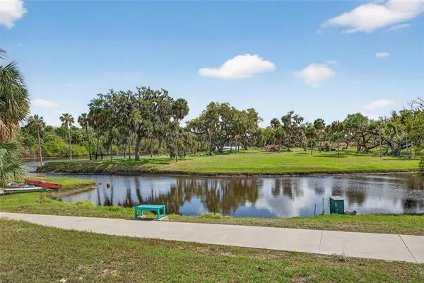 $170,000 | 1111 West Faith Circle, Unit 2006, Bradenton, FL 34212