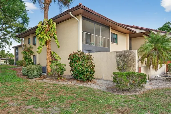 $170,000 | 1111 West Faith Circle, Unit 2006, Bradenton, FL 34212