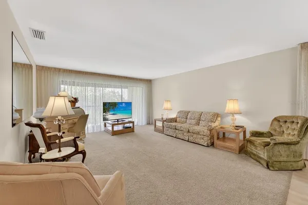 $170,000 | 1111 West Faith Circle, Unit 2006, Bradenton, FL 34212